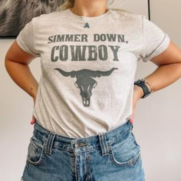 SIMMER DOWN COWBOY Handmade Graphic Tee - Picture 4 of 4